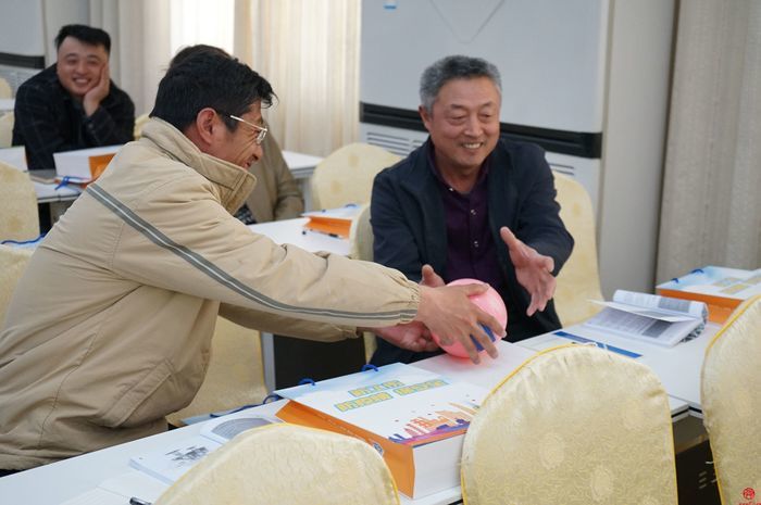 “沉浸式体验”、“点对点授课”、“答题赢奖品”、长清区工伤预防宣传培训活动创意满满