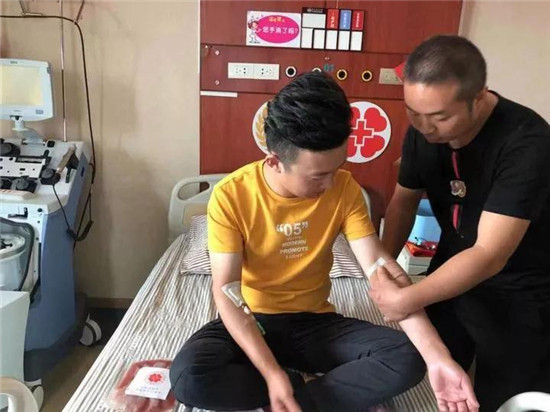 生命的往来！杭州小伙为一位香港女孩拼了！昨天他爸妈才知道