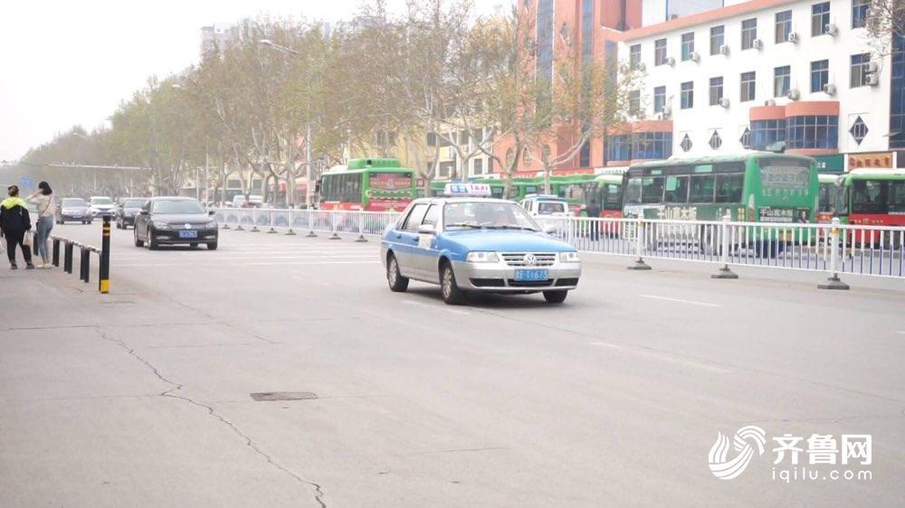 山东车主注意！这几种行为属于乱收停车费 可拨打12345投诉