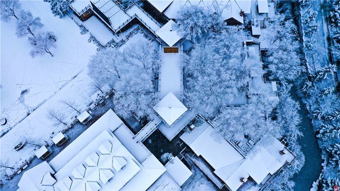 雪落冬藏！九如山迎来鹅毛大雪，银装素裹美如画