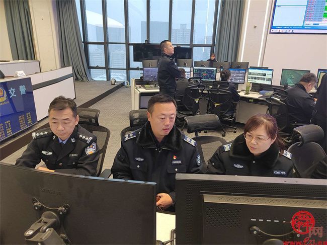 迎“寒”而上，济南市机扫大队呵护民生温度