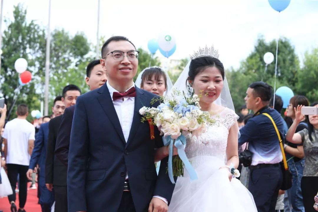 让祖国见证，这样的幸福超甜的！