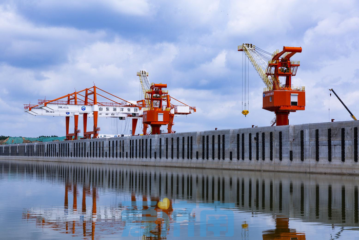 助力小清河复航 济南市首张《港口经营许可证》颁出