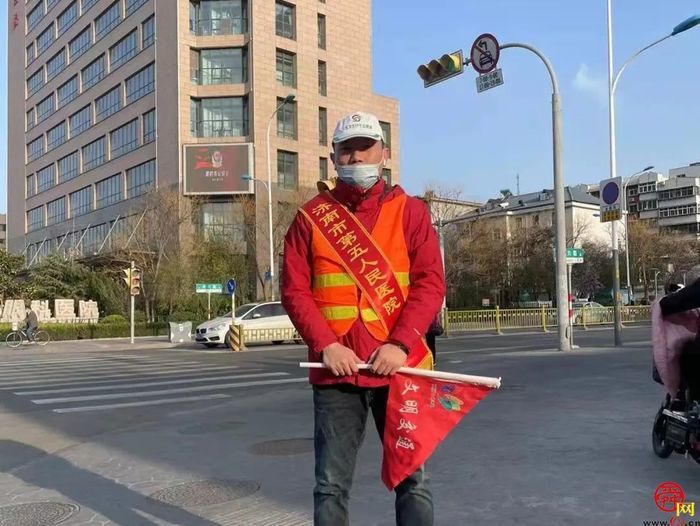 文明出行 你我同行——济南市五院医技党支部助力交通文明岗