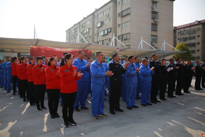 济南市城管局城肥管理一处喜迎第二十六届环卫工人节