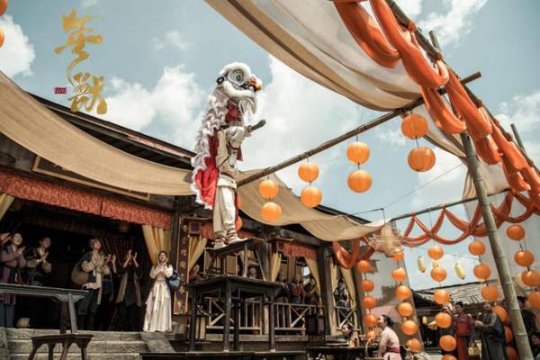 合家欢电影《年兽》横店杀青 创新民俗传统