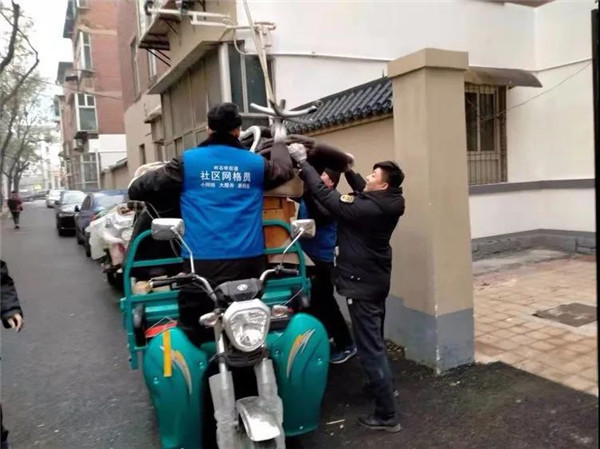 “爱卫”全民总动员 杆石桥街道开展第32个爱国卫生院活动