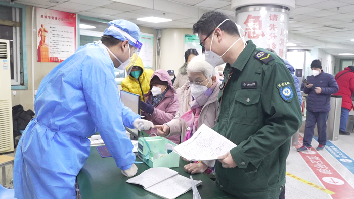 济南一个急救班组的夜奔：义不得辞 刻不待时！