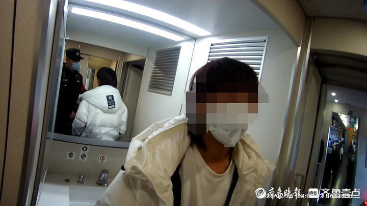 男子躲进高铁卫生间吸烟，在德州东站被罚500元还进了失信名单