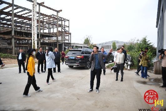 2020品味山东采访团走进曹县 揭秘淘宝镇致富密码探索银香伟业绿色循环模式