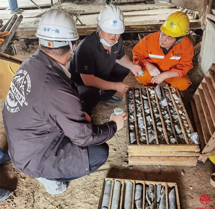 中国地质大学(北京)工程学院科研团队到山东省地矿局一院调研交流