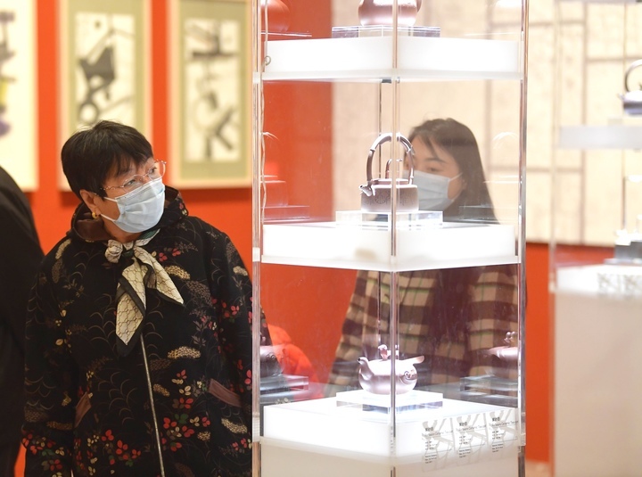 “韩美林艺术展”即将落幕，周末又迎观展高峰