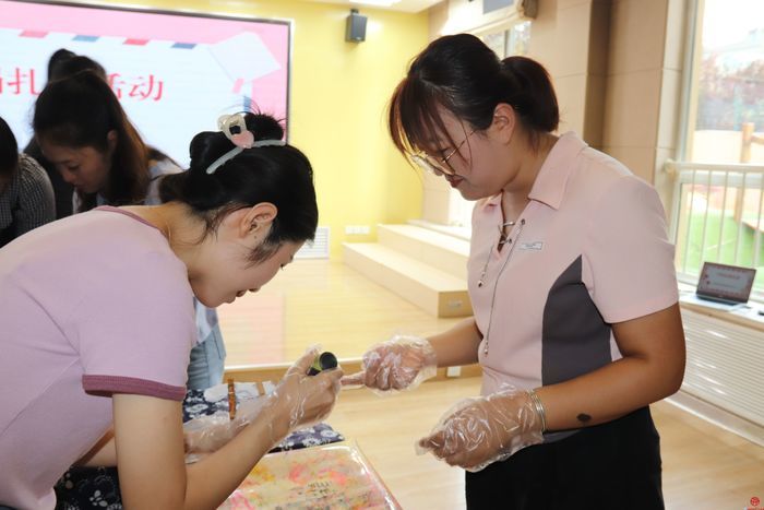 一路谱芳华  慧心育幼苗——济南市天桥区尚品清河幼儿园教师节活动纪实