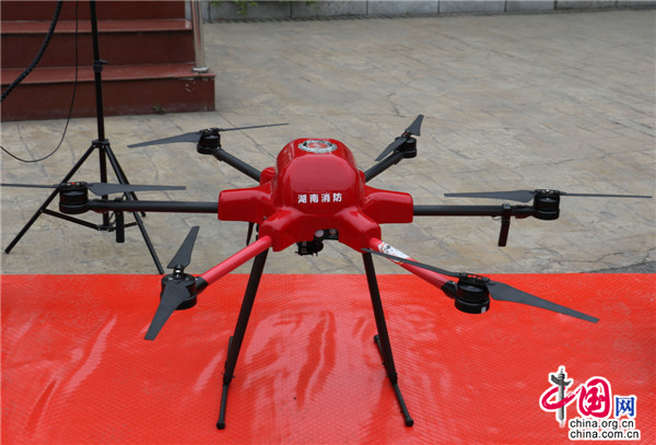 【追梦火焰蓝】游客遇险，危崖峭壁难施救？张家界消防打造山岳救援专业队