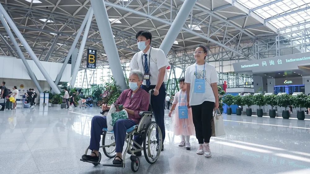 突破1145万人次！济南机场客流总量再新高，超2019年同期水平
