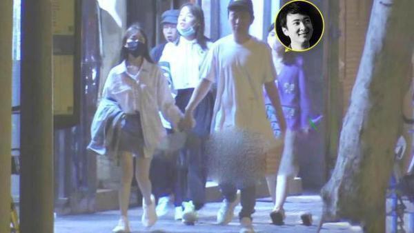 甜仇疑似发文官宣与王思聪分手|【最新】甜仇疑似发文官宣与王思聪分手,细节暴露两人恋爱一个月就玩完