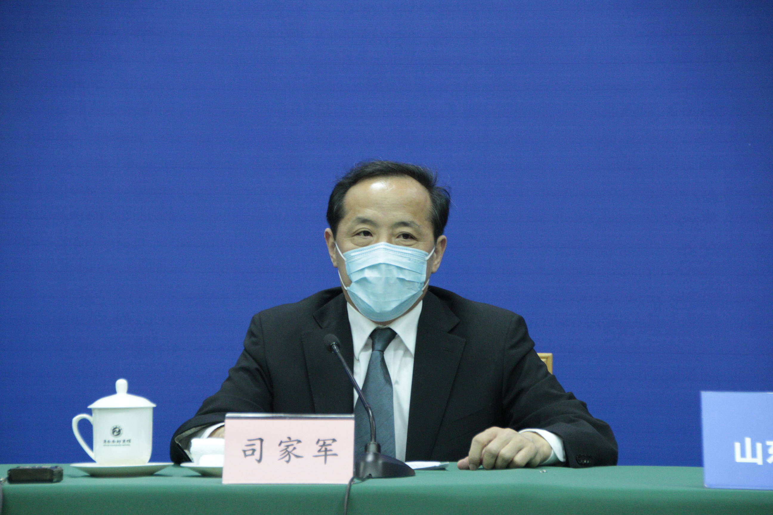 山东圆满完成取消高速公路省界收费站任务 建成亚洲首个真正意义上的全自动化集装箱码头