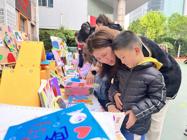 发挥读书育人功能！历下区十亩园幼儿园鼓励幼儿自制绘本