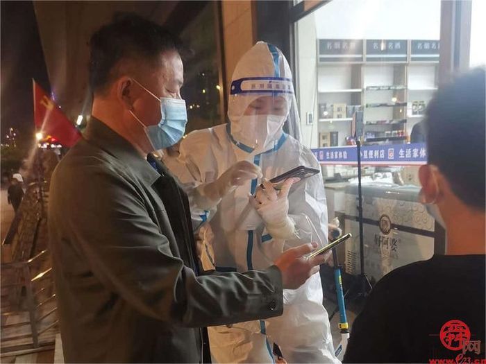 历下区燕山街道办事处便民服务中心乔娜：初心写赤诚 服务不停歇