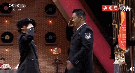 还记得23年前洪水中的抱树女孩吗？她的愿望实现了！