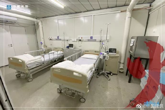 救护车待命 首批患者即将转运武汉火神山医院！