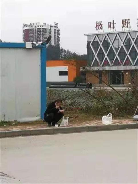 “封城”手记：见证守望相助的力量