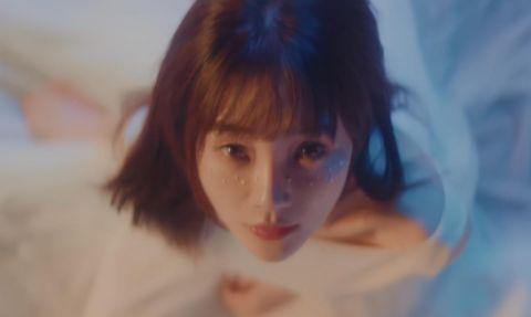 新歌|复出?李小璐时隔8年出新歌 分饰两角演绎唯美mv