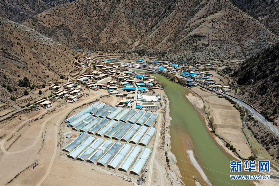 跨越70年的“红色”守望——记西藏昌都市左贡县列达村