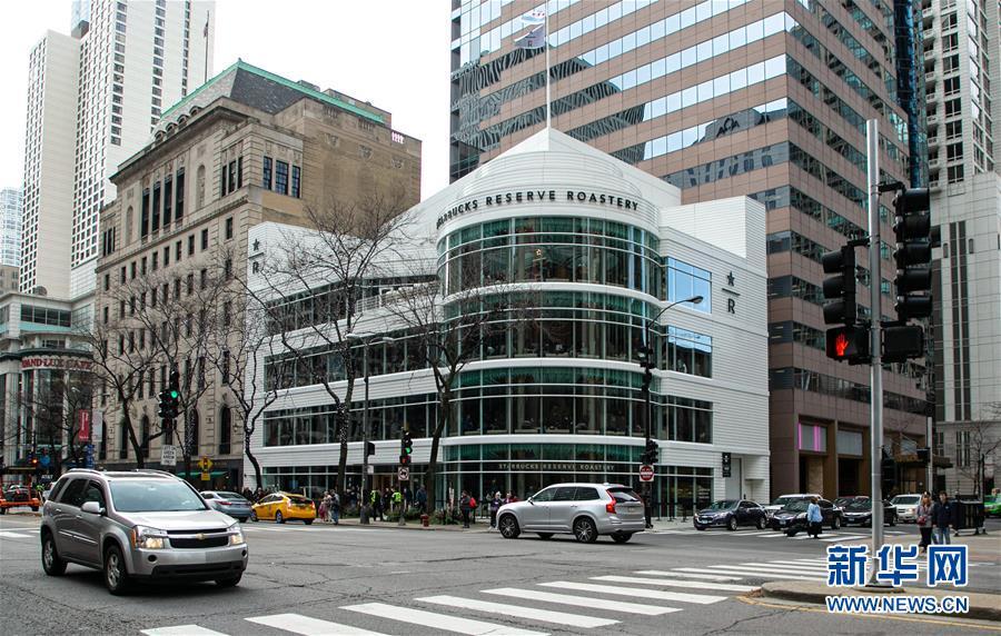 芝加哥：探访世界最大星巴克店