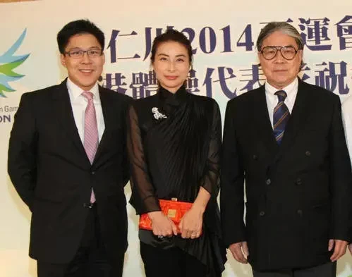 霍启刚郭晶晶入住1.5亿独立屋|霍启刚郭晶晶入住1.5亿独立屋是怎么回事?什么情况?终于真相了,原来是这样!