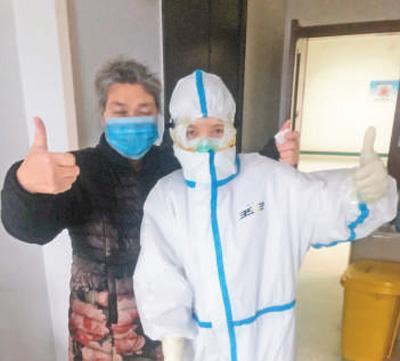 脱下住院服 再穿防护服——走近5位治愈重返岗位的医护人员