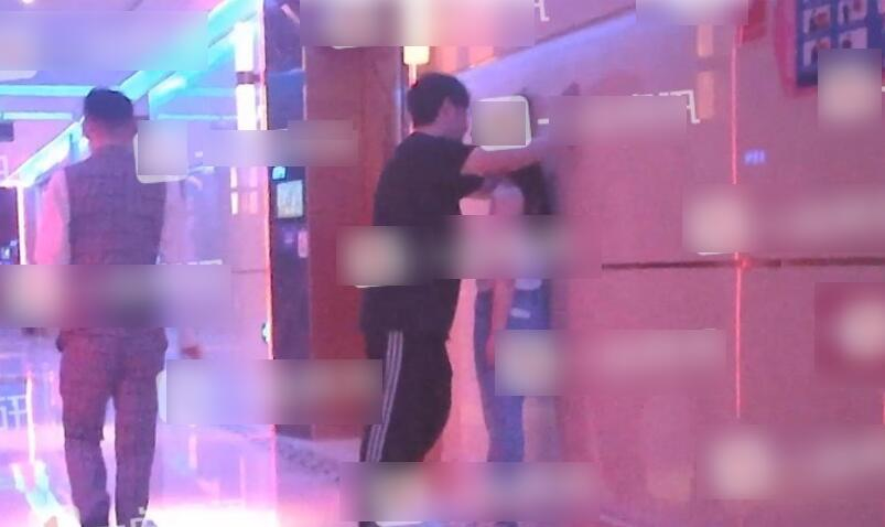 王岳伦与女子举止亲密|王岳伦与女子举止亲密什么情况?终于真相了,原来是这样！