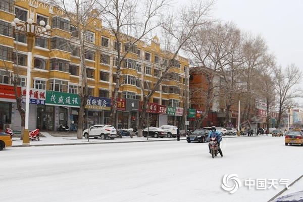 东北华北等地雨雪今日加强 南方大部明起气温“大跳水”