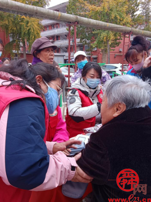 济南市槐荫区黄河大集｜南辛庄街道第八届爱满辛西·银发生辉公益集市来啦