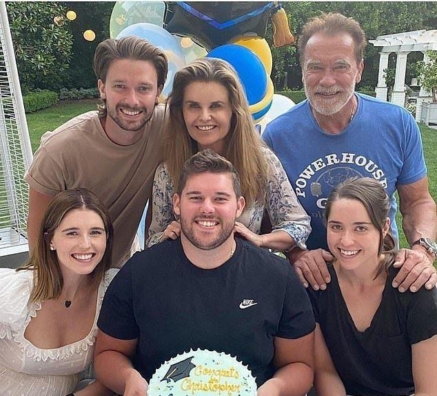 施瓦辛格|施瓦辛格迎73岁生日，22岁私生子晒父子合照祝福