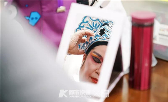 为爱发电！杭州城东有一帮公益演越剧的老板娘