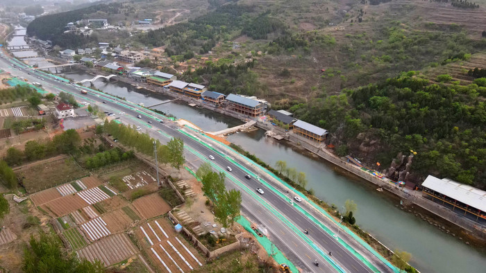 游南山更通畅！济南省道103旅游公路门牙段展“芳容”