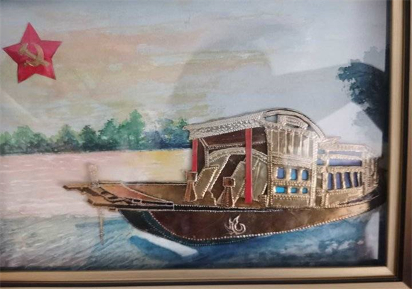 民间高手！济南八旬老人变废为宝，易拉罐作画20年