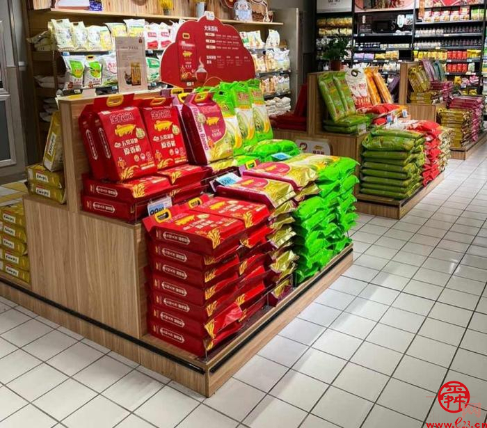 为爱值守  济南大润发开足马力保障供应   集中配送效率高