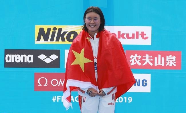 济南姑娘创造历史！辛鑫夺世锦赛女子10公里游泳金牌