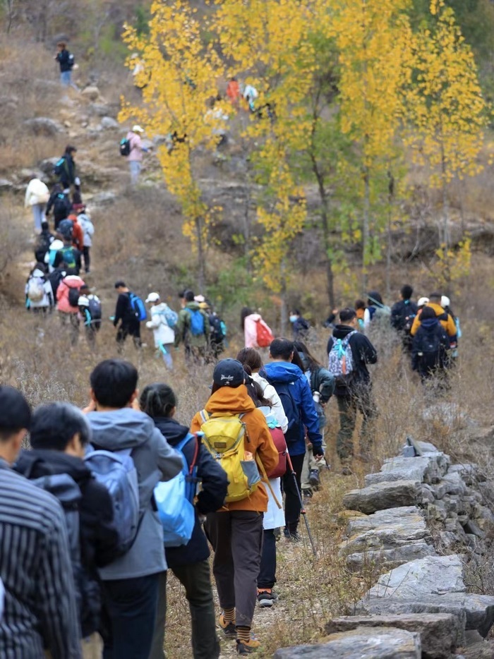 开启逃离城市计划！济南两名90后小伙带伙伴“走”进山野