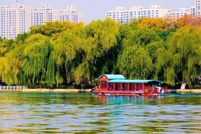 赏灯、游园、民俗、嬉雪……济南文旅集团各景区人气渐旺，精彩不断！