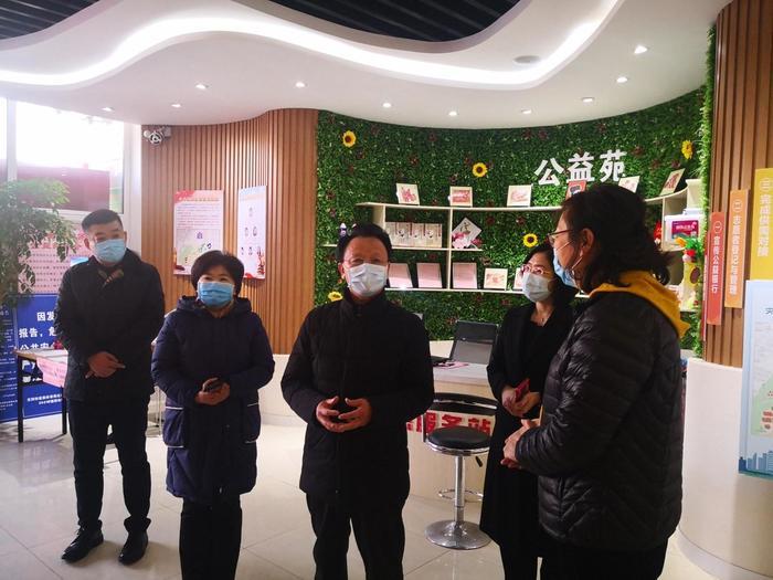 市政协副主席李好臣调研“双测温两报告”制度落实情况