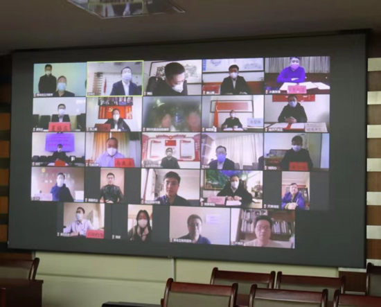 抗击疫情山东时刻系列报道：战“疫”大考中的“青岛答卷”