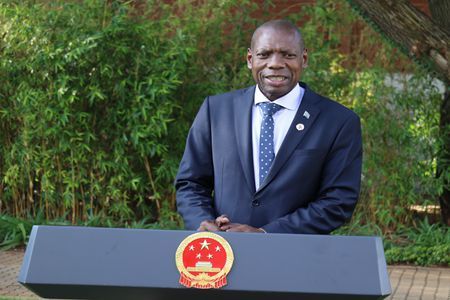 中资企业和华侨华人捐资支持南非抗击新冠肺炎疫情