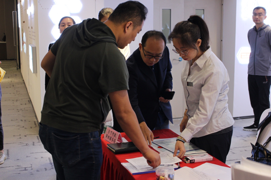 历下区行政审批服务局“上门服务”  助推项目“加速跑”