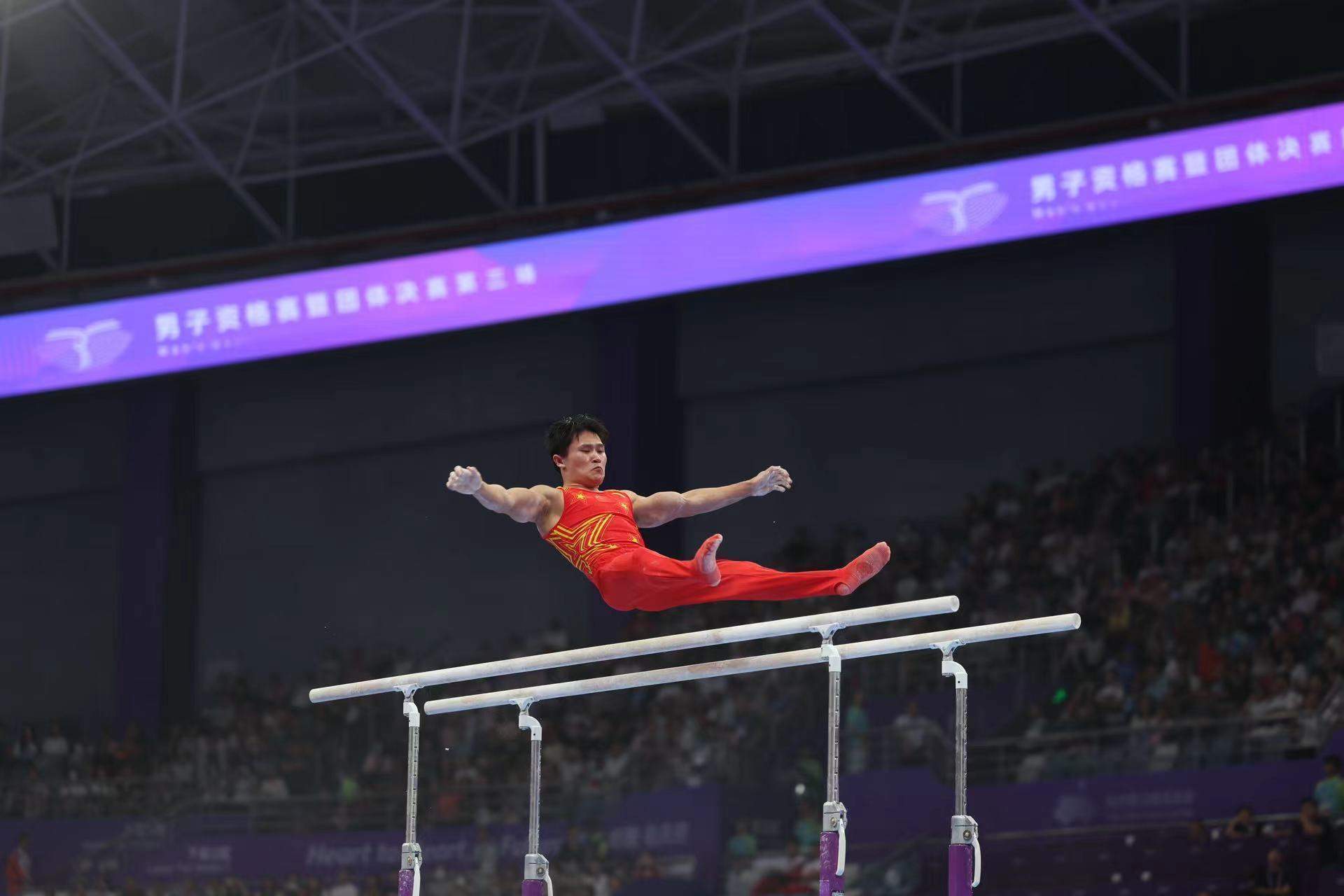 体操首金！中国体操队卫冕亚运会男子团体金牌