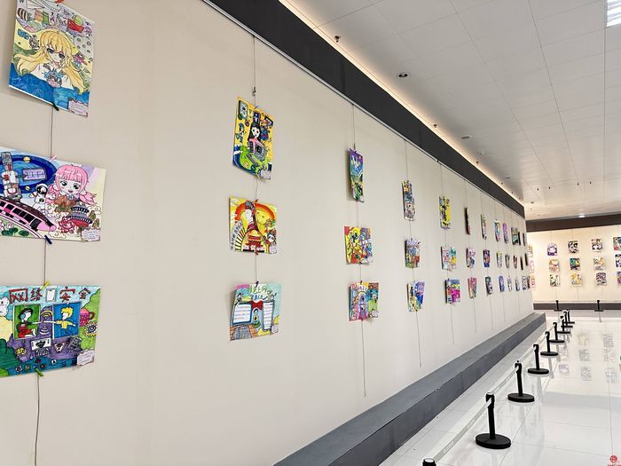 “2023年国家安全网络宣传周——网络安全进校园”主题画展正式启动