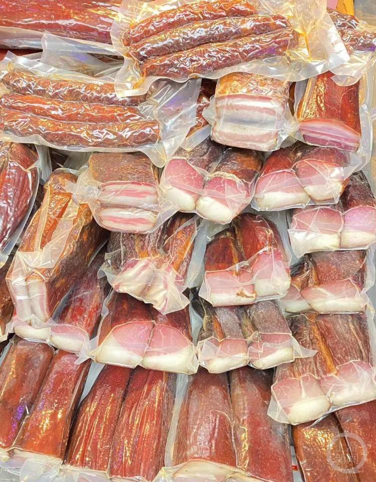 含200余种化学成分“烟熏液腊肉香肠”上市，会比土法烟熏健康吗？