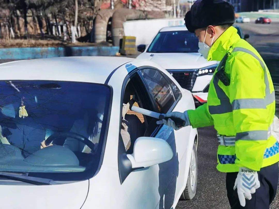 济南交警：预计27日15时至22时，市区周边高速公路将出现大规模入城车辆